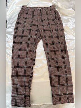 Hollister Pink Plaid Dress Pants